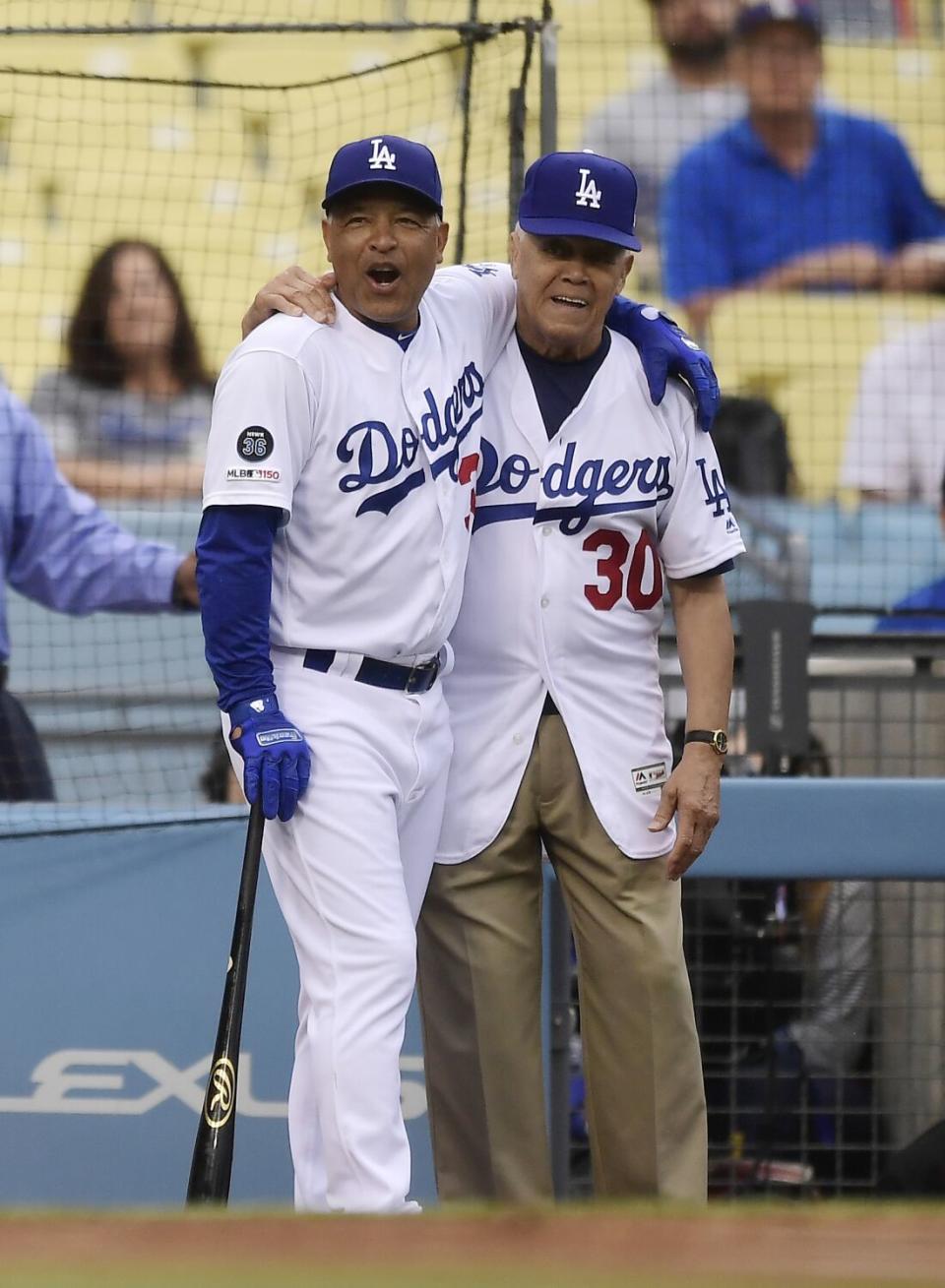 Dave Roberts and Maury Wills in 2019 at Dodger Stadium