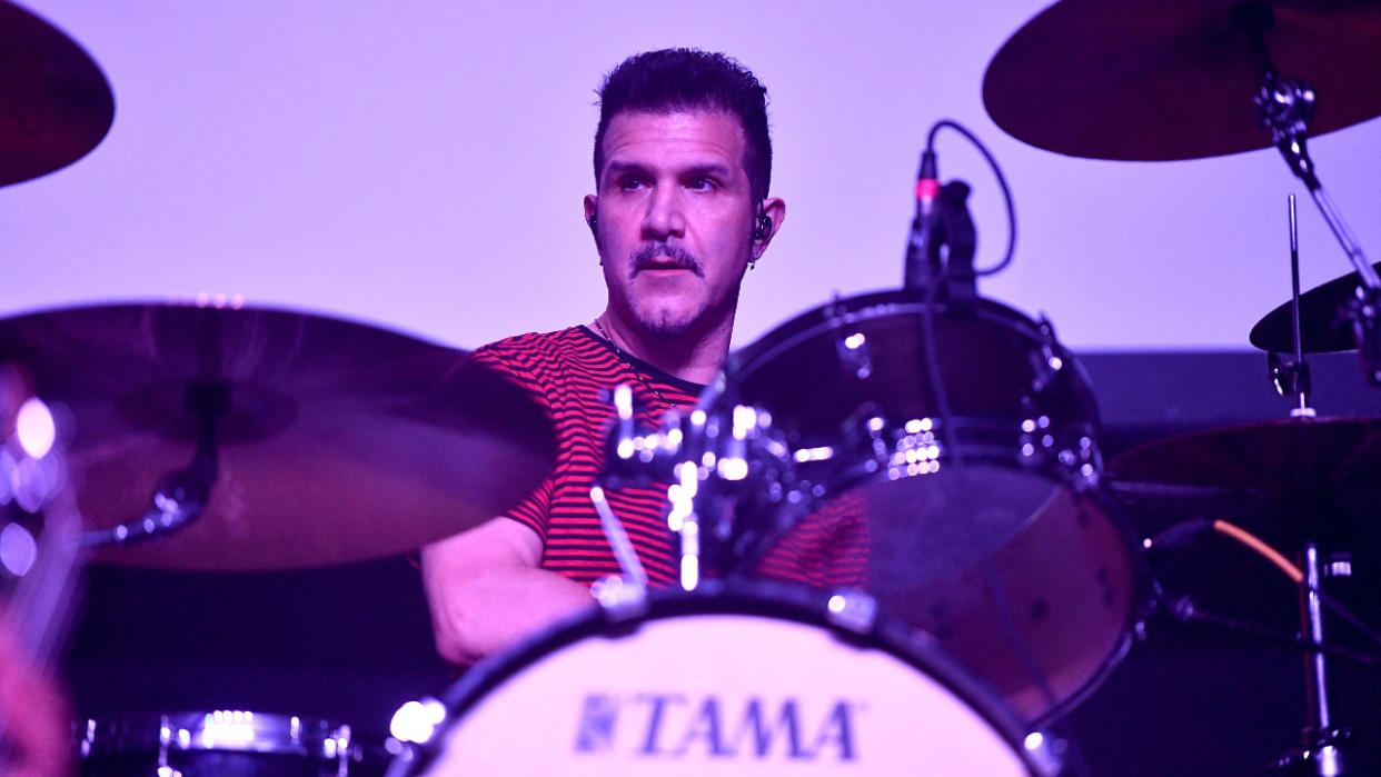  Charlie Benante 