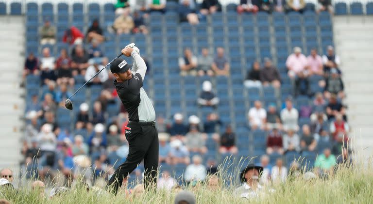 Louis Oosthuizen se lució con seis birdies para tomar el liderazgo