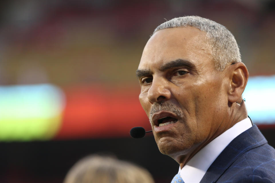 KANSAS CITY, MO – OCTOBER 02: Former Chiefs head coach Herm Edwards before an NFL game between the Washington Redskins and Kansas City Chiefs on October 2, 2017 at Arrowhead Stadium in Kansas City, MO. The Chiefs won 29-20. (Photo by Scott Winters/Icon Sportswire)