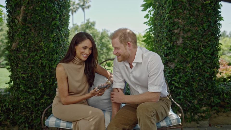 favorite fashion clothing brands meghan markle wears, Meghan Markle and Prince Harry in a video for the Responsible Technology Youth Power Fund, Bleusalt, cashmere set, California