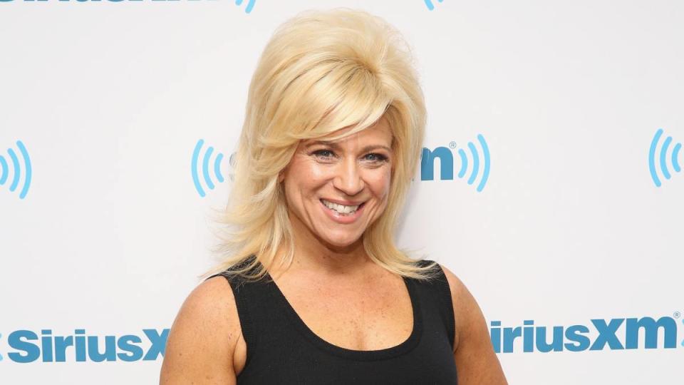 theresa caputo