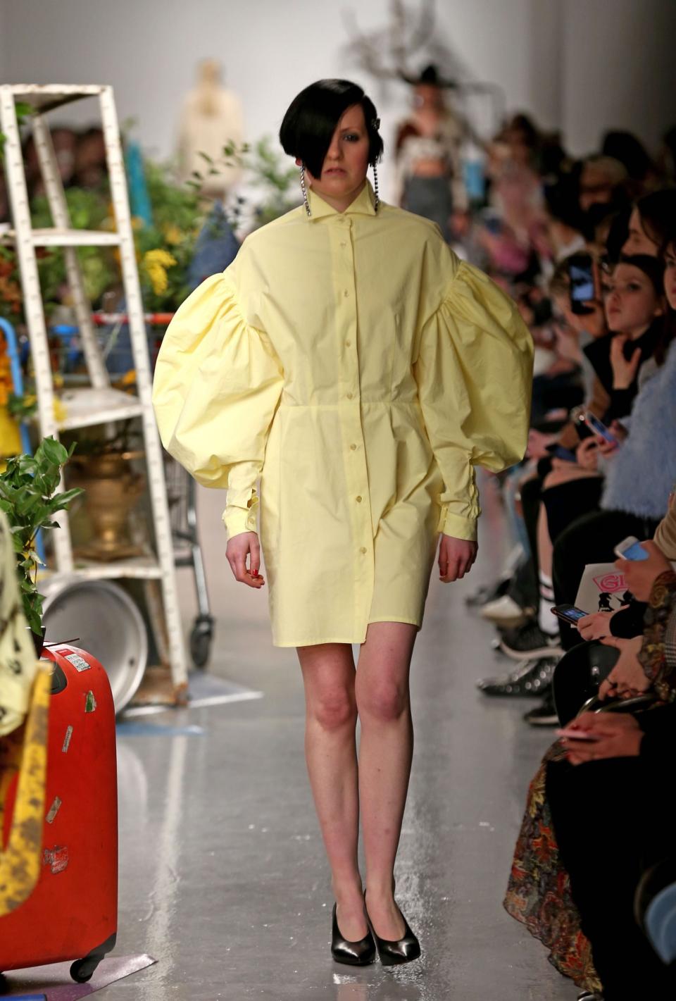 <p>Need to fit through doorways? Possibly give this enormous sleeve look a miss. [Photo: Rex] </p>