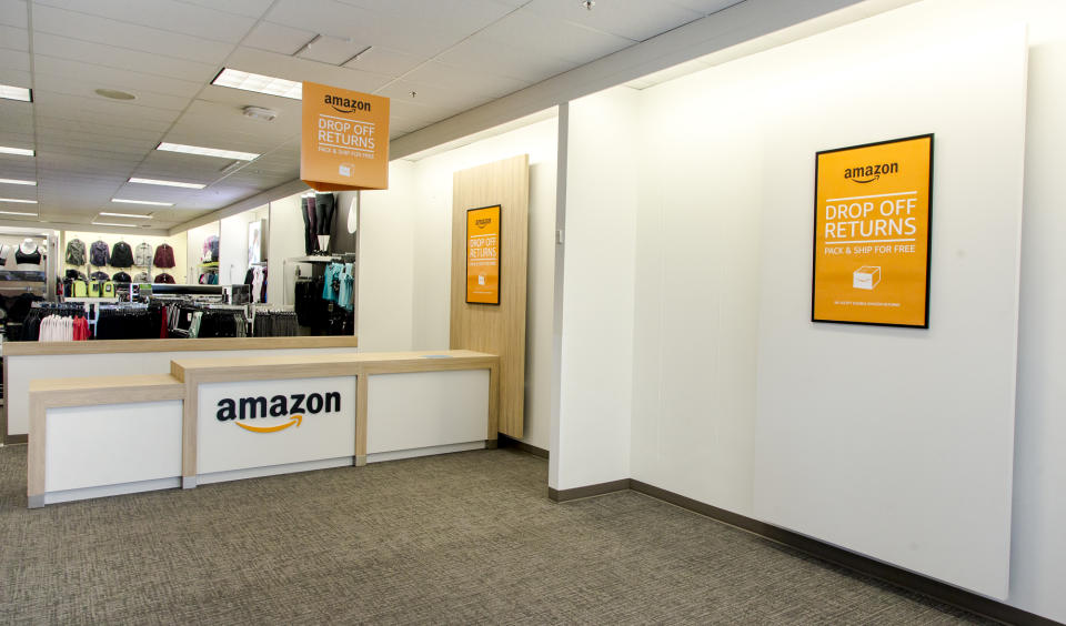 Amazon desk inside a Kohl's store.