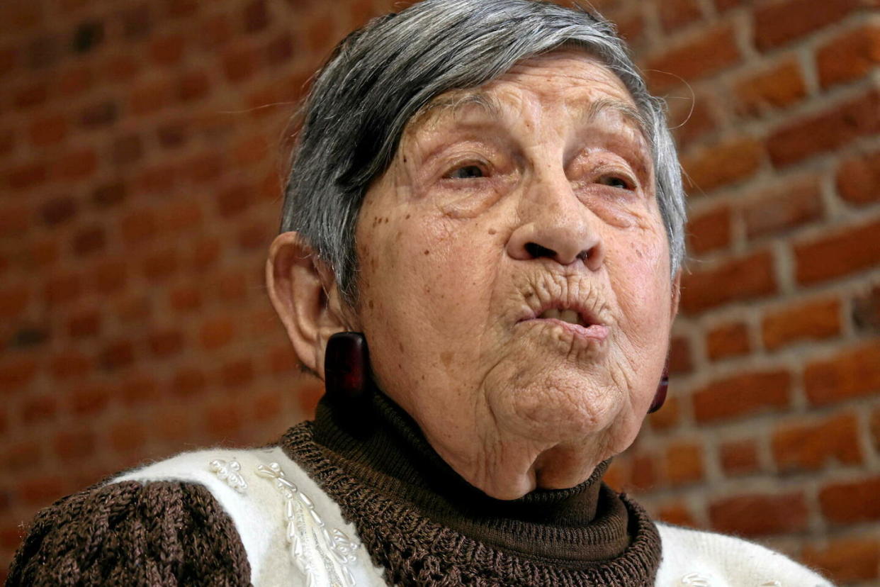 Ginette Kolinka, survivante du camp de concentration et d'extermination d'Auschwitz-Birkenau et passeuse de mémoire de la Shoah, en conférence à Douai, le 23 février 2022.  - Credit:FRANCOIS GREUEZ/SIPA