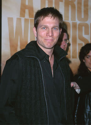 Patrick O'Neal at the Beverly Hills Academy Theater premiere for Dreamworks' Gladiator