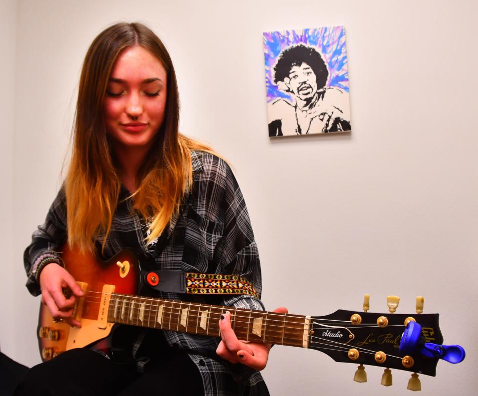 Singer/songwriter Nilah Lois, 15, headlined the Groove Shack stage at the Space Coast Music Festival. She will perform July 15 at Iron Oak Post in Melbourne.