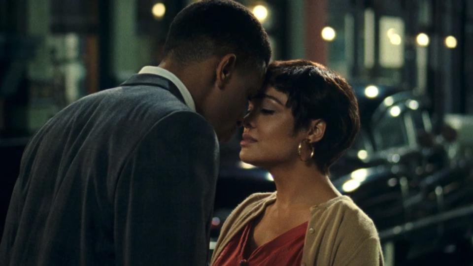 Nnamdi Asomugha and Tessa Thompson in "Sylvie's Love"