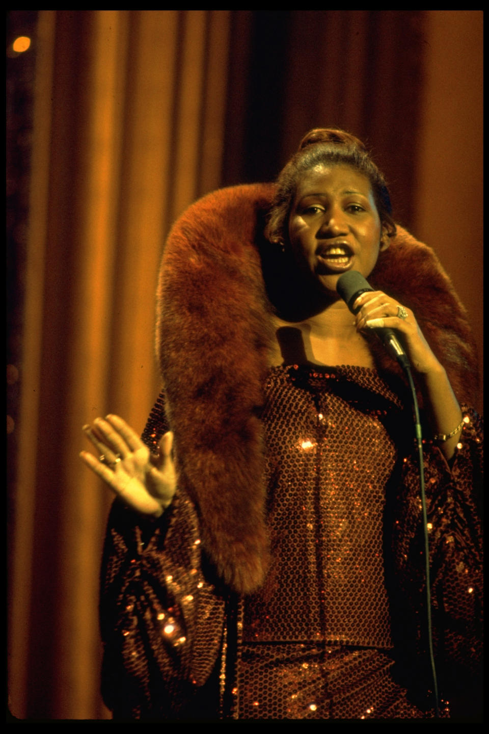 <p>Aretha Franklin rehearsing for Inaugural Eve program for newly elected US President Jimmy Carter in 1977. (Getty) </p>