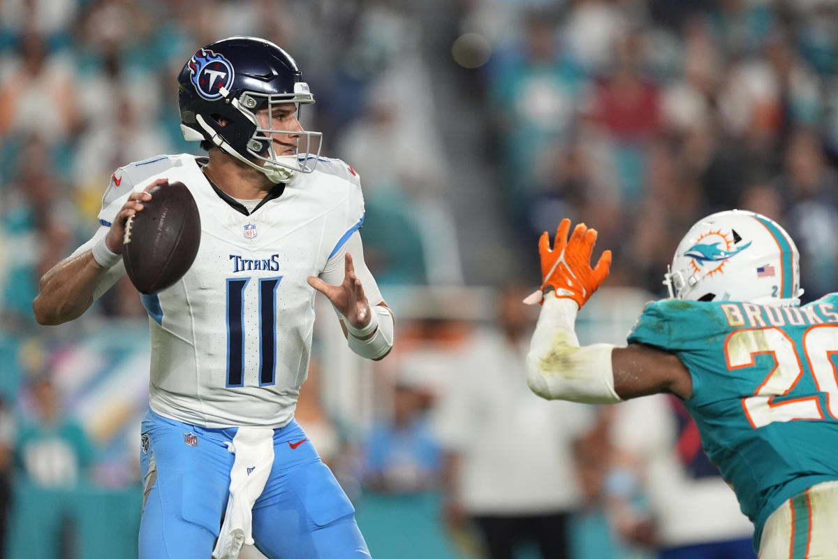 Mason Rudolph leads Titans to first win of season, 31-12 over Dolphins after Will Levis is injured