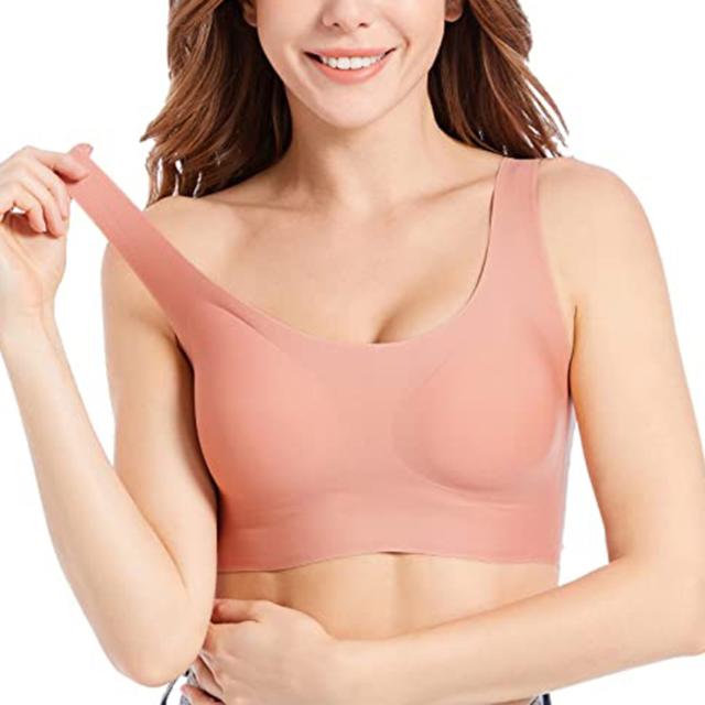 Lauren is stunned by the support of FORLEST® wireless bras