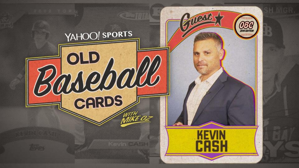 Rays manager Kevin Cash opens 2004 Topps and 1987 Donruss on &quot;Old Baseball Cards.&quot; (Yahoo Sports)