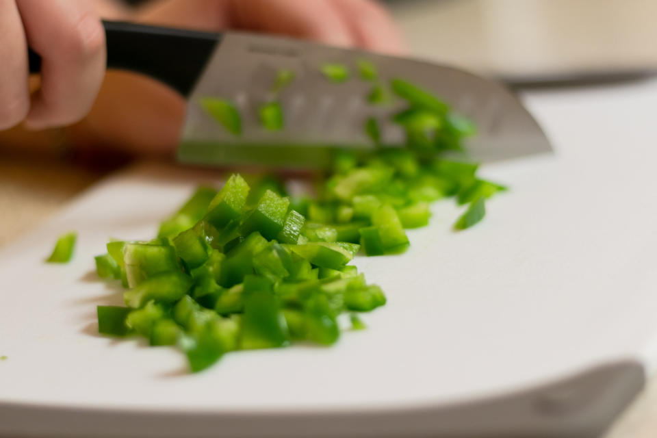 Dicing green bell pepper