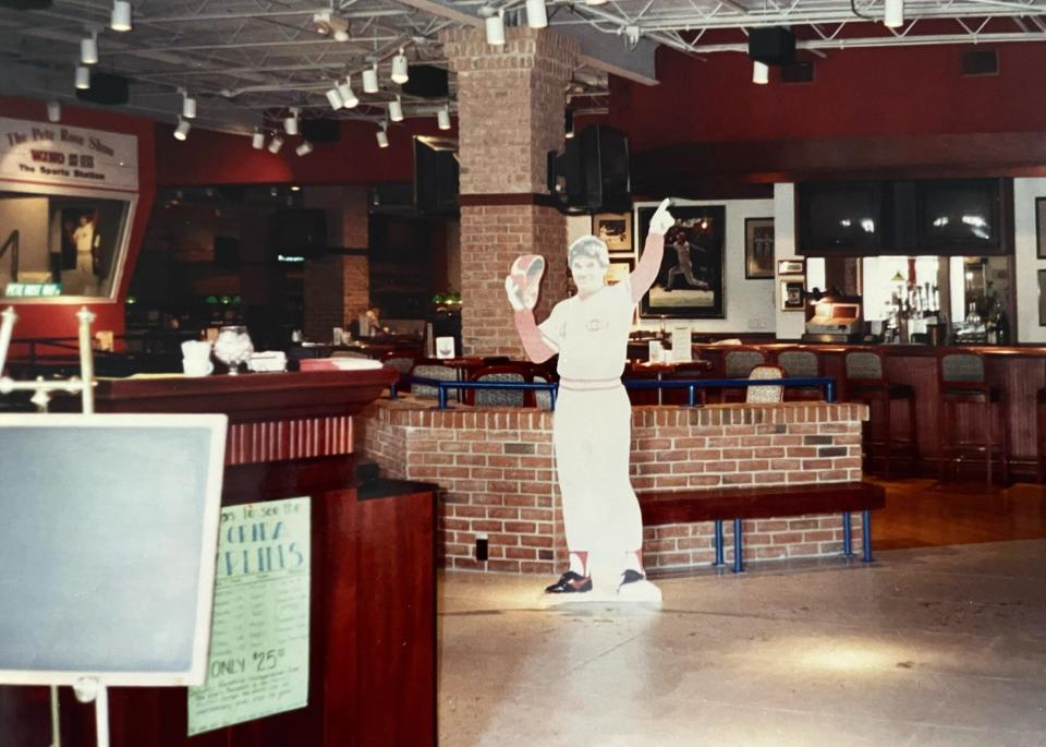 A sound-proof booth built to resemble a press box was built for Pete Rose and his guests for Rose's weekly sports radio talk show at his restaurant in Boca Raton in the early 1990s.