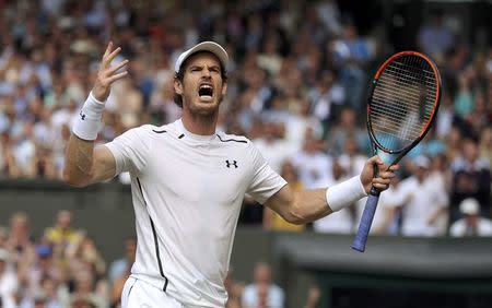 Britain Tennis - Wimbledon - All England Lawn Tennis & Croquet Club, Wimbledon, England - 10/7/16 Great Britain's Andy Murray celebrates during the mens singles final against Canada's Milos Raonic REUTERS/Andrew Couldridge