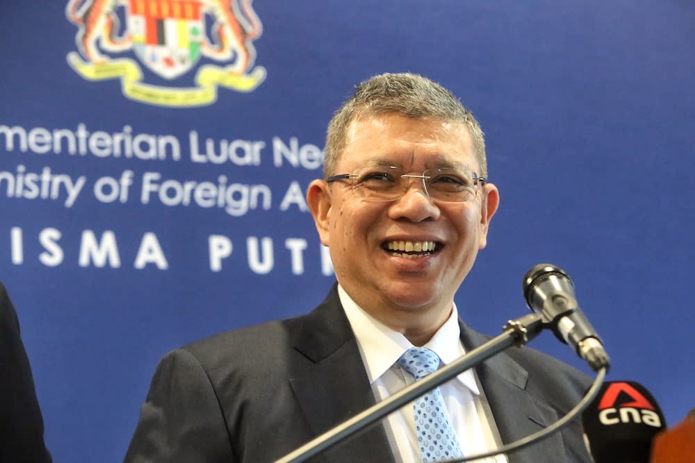 Foreign Minister Datuk Saifuddin Abdullah gives a press conference at the Foreign Ministry in Putrajaya January 3, 2020. — Picture by Choo Choy May