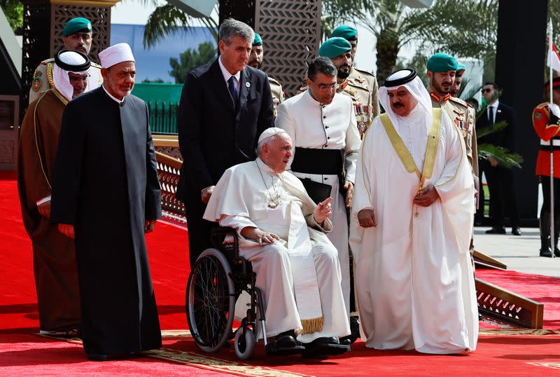 Pope Francis visits Bahrain