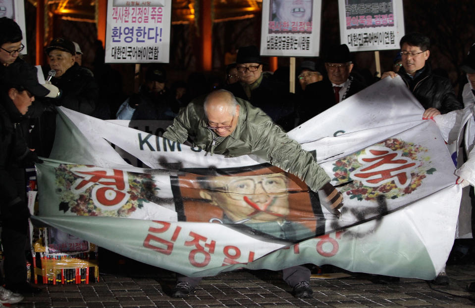 <p>In addition to its expensive tag, North Korea was said to have spent nearly $10 million on the 75-foot statue of the leader and $2.5 million in maintenance costs, yearly. (Chung Sung-Jun/Getty Images) </p>