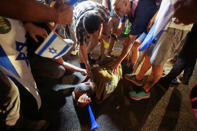 Protest in Tel Aviv after the police chief quit, citing government meddling against anti-government protesters