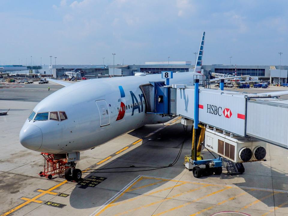 Flying American Airlines to Europe during the pandemic - American Airlines New York-Madrid Flight 2021