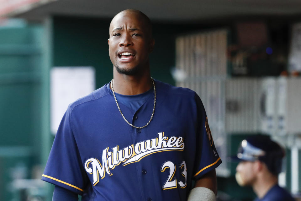 Mets acquire Brewers outfielder Keon Broxton to serve as insurance for injured outfielder Yoenis Cespedes. (AP)