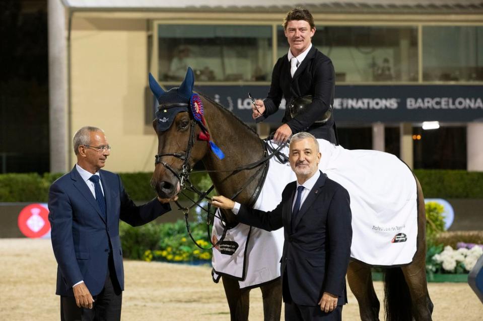 Michael Pender con Santiago Mercé y Jaume Collboni