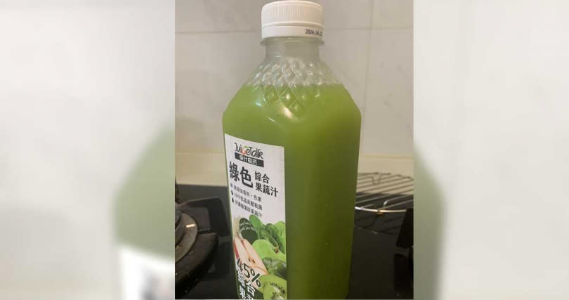 好市多的「綠色綜合蔬果汁」。（圖／翻攝自臉書／Costco好市多 商品經驗老實說）