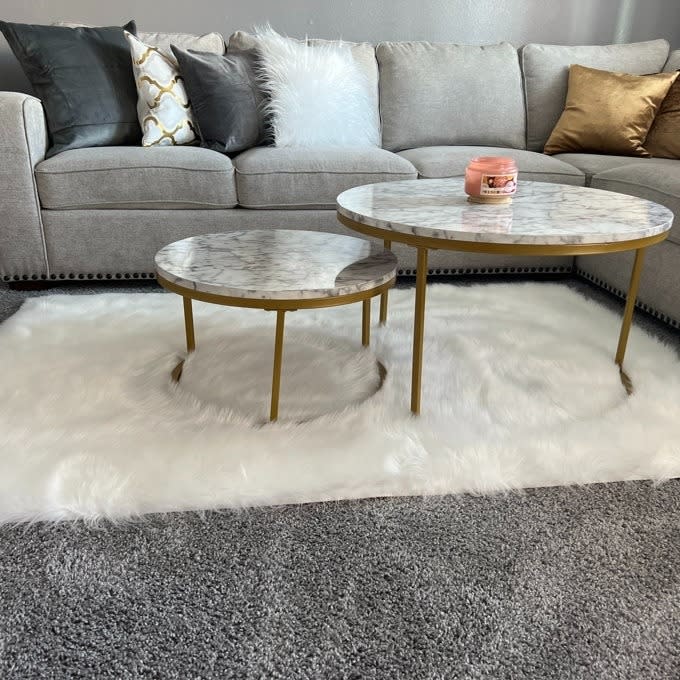 the white shag rug in a reviewer's living room