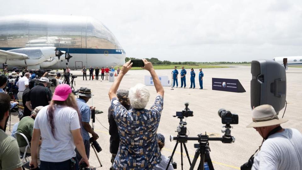 Crew-7 arrival KSC