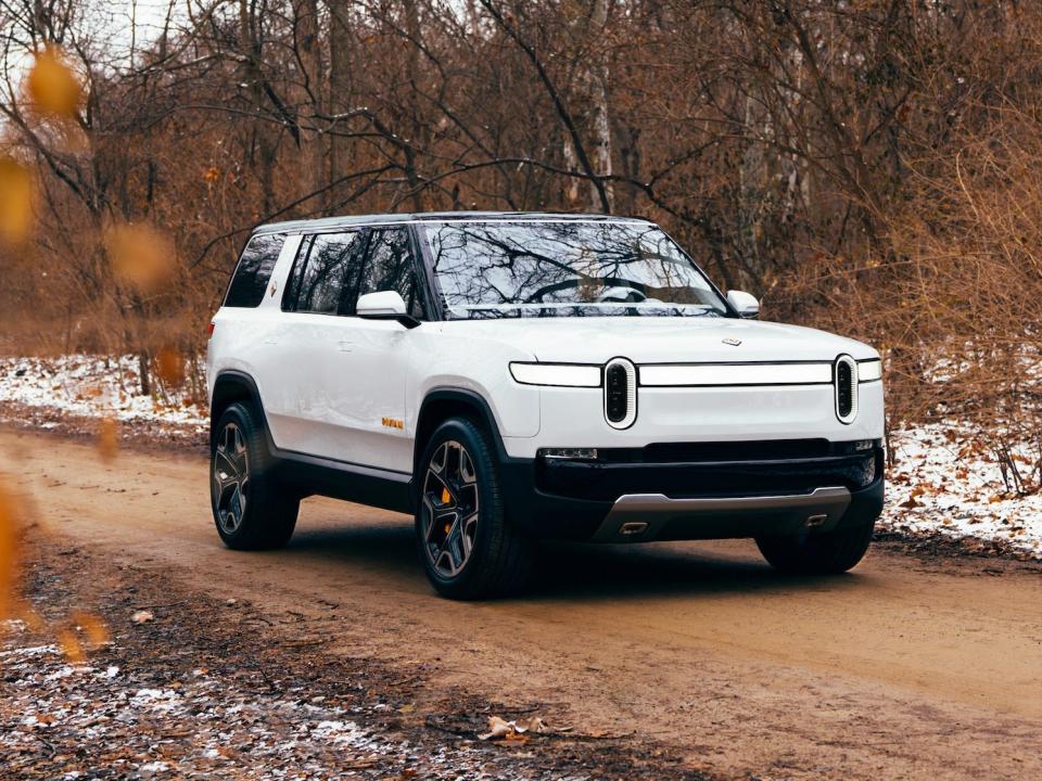 Rivian R1S