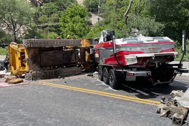 <p>dps.utah.gov</p> Scene of crash