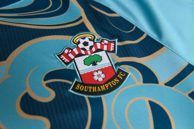 Southampton launch new 2022-23 away kit with marine culture nod