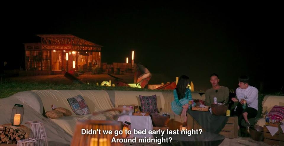 Ji-yeon asks Jin-taek, "Didn't we go to bed early last night? Around midnight?"