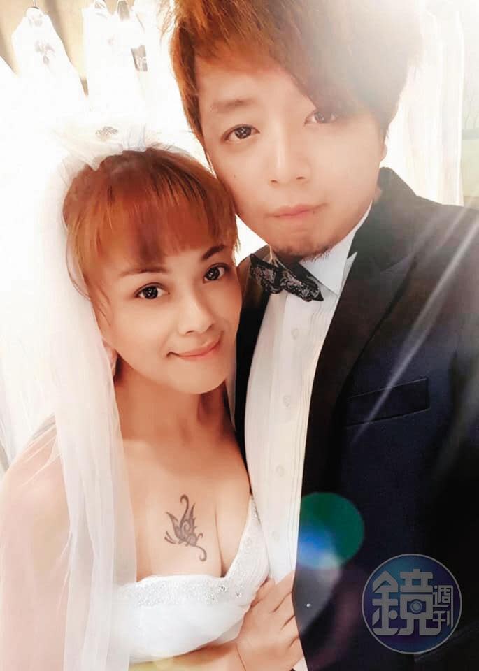 林詩潔與董耀文早有結婚共識，交往期間就曾拍婚紗。她胸口的蝴蝶，是與前夫離婚後刺的。（林詩潔提供）