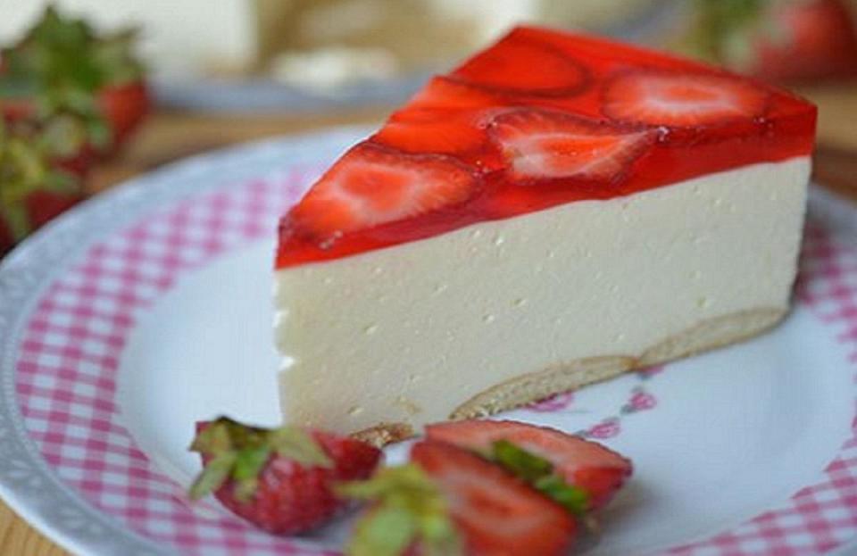 <p>While this cold strawberry cheesecake recipe may seem like <a href="https://www.thedailymeal.com/cook/15-most-difficult-impressive-desserts-make-slideshow?referrer=yahoo&category=beauty_food&include_utm=1&utm_medium=referral&utm_source=yahoo&utm_campaign=feed" rel="nofollow noopener" target="_blank" data-ylk="slk:a difficult dessert to make;elm:context_link;itc:0;sec:content-canvas" class="link ">a difficult dessert to make</a>, your little helper can easily lend a hand. Have them make the Jell-O while you work on the harder parts of this incredible dessert.</p> <p><a href="https://www.thedailymeal.com/best-recipes/strawberry-cheesecake-recipe?referrer=yahoo&category=beauty_food&include_utm=1&utm_medium=referral&utm_source=yahoo&utm_campaign=feed" rel="nofollow noopener" target="_blank" data-ylk="slk:For the Polish Cold Cheesecake recipe, click here;elm:context_link;itc:0;sec:content-canvas" class="link ">For the Polish Cold Cheesecake recipe, click here</a>.</p>