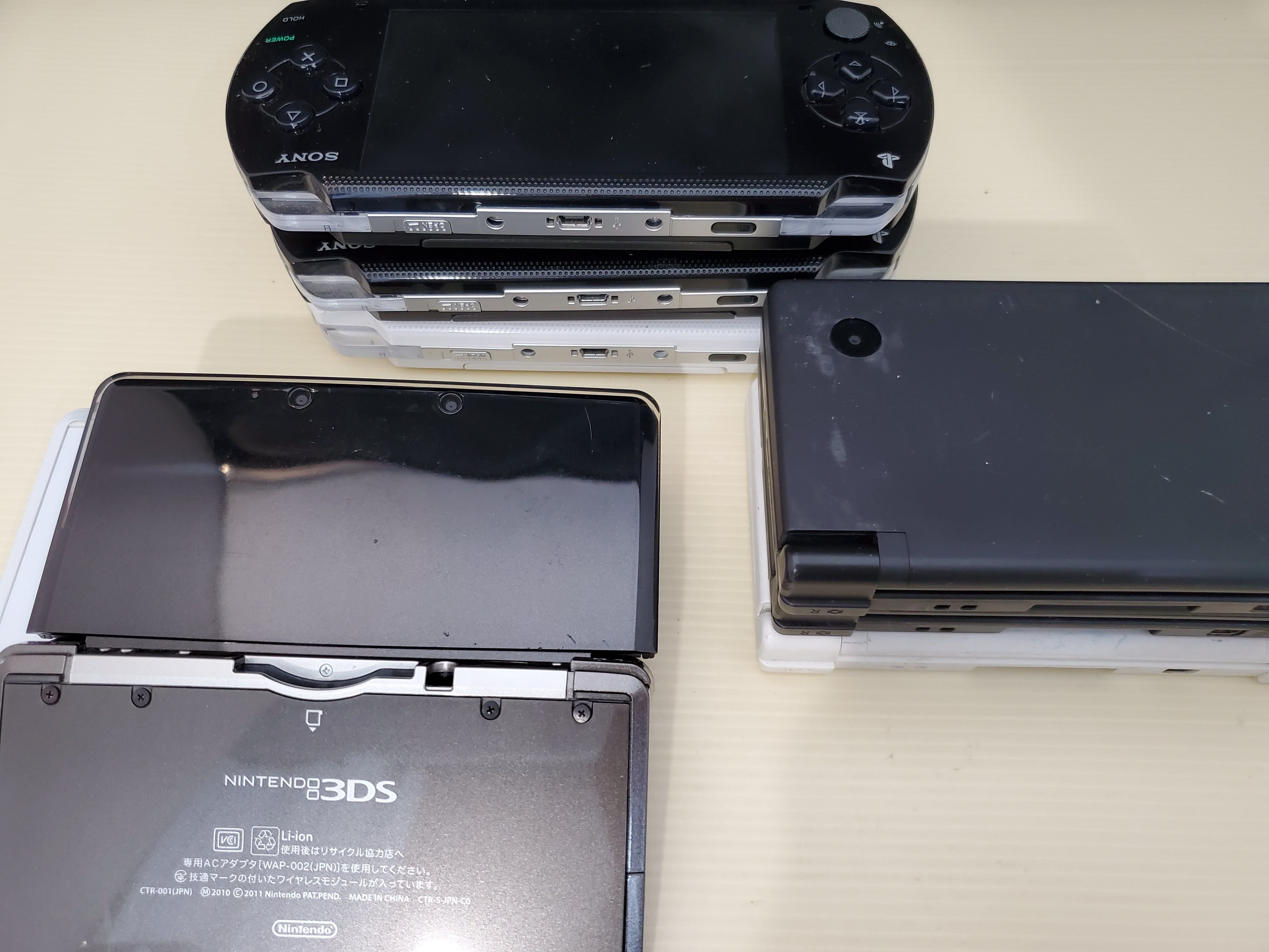 ☆誠信3C☆限自取 PSP NDSi 3DS 二手功能正常 原廠主機 無改機 僅賣單主機 無其他任何配件 各只賣2500