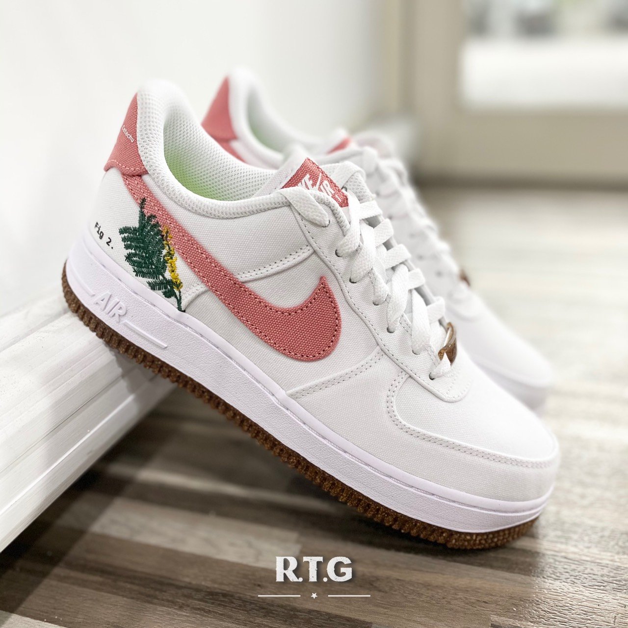 RTG】NIKE W AIR FORCE 1 再生刺繡葉子牛仔布粉勾CZ0269-101 100 藍勾 