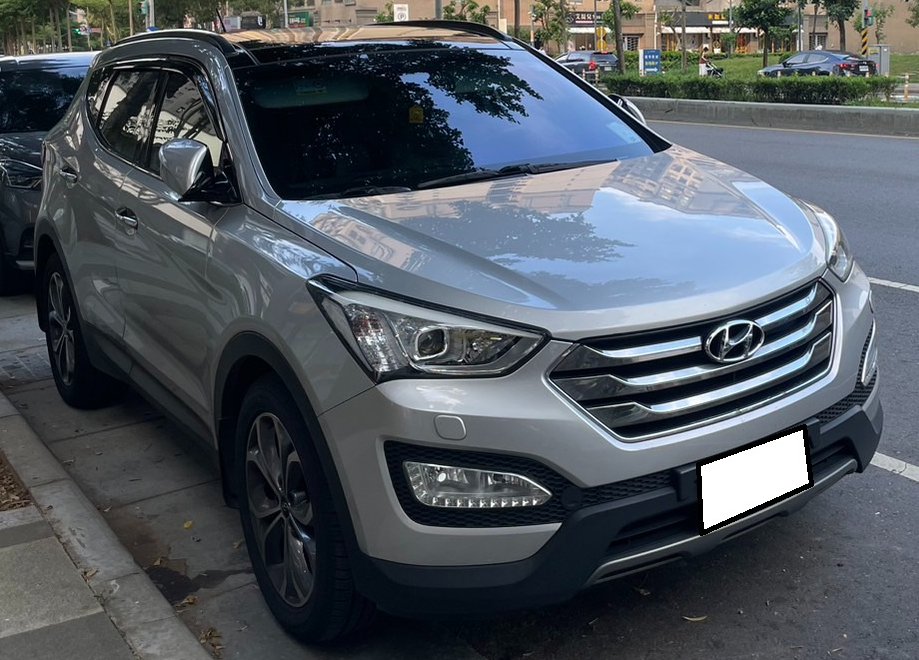 2014 Hyundai 現代 Santa fe