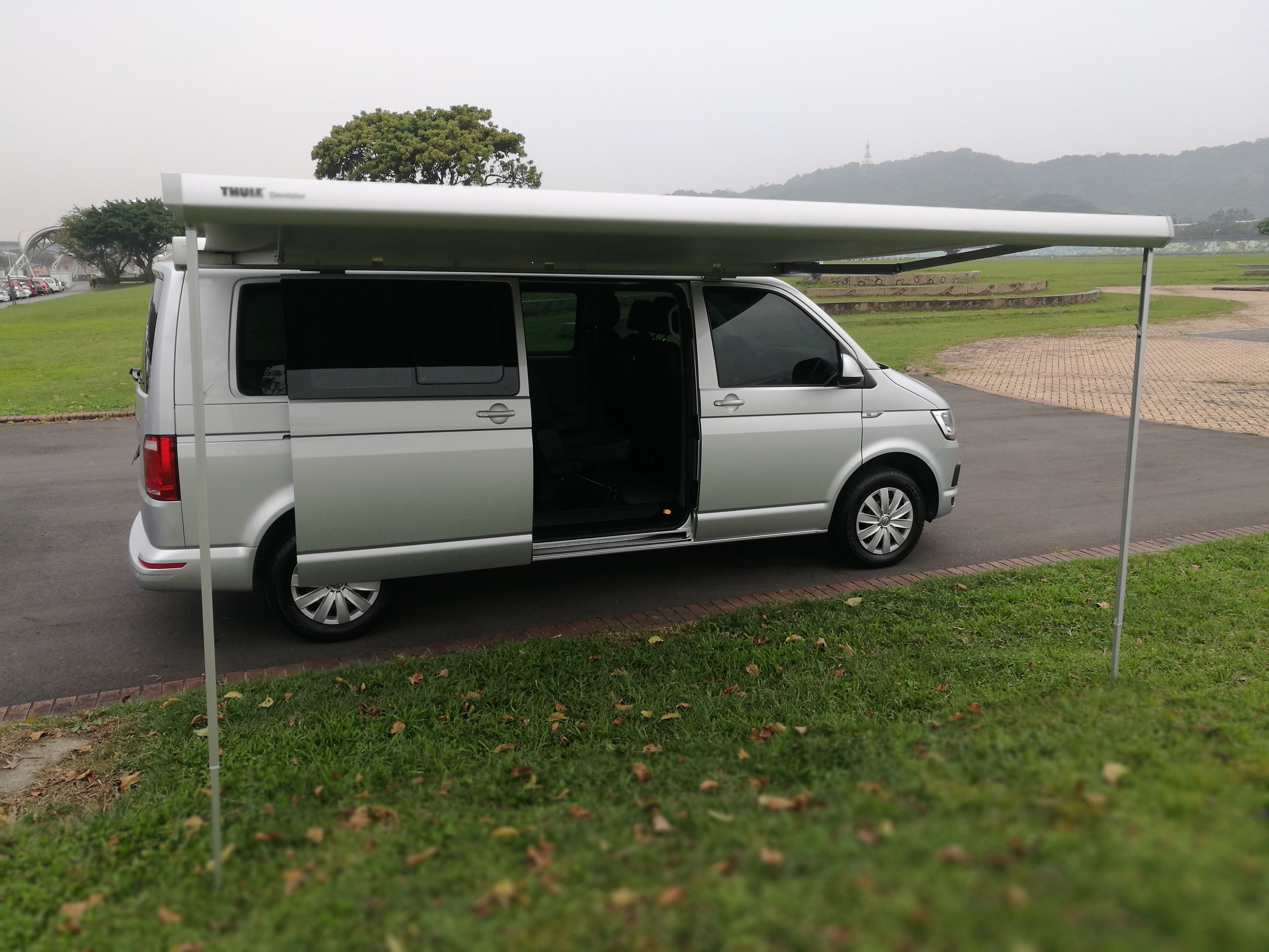 福斯露營車邊帳出租露營車t6 華新國際租車台北租車非小馬和運租車 Yahoo奇摩拍賣