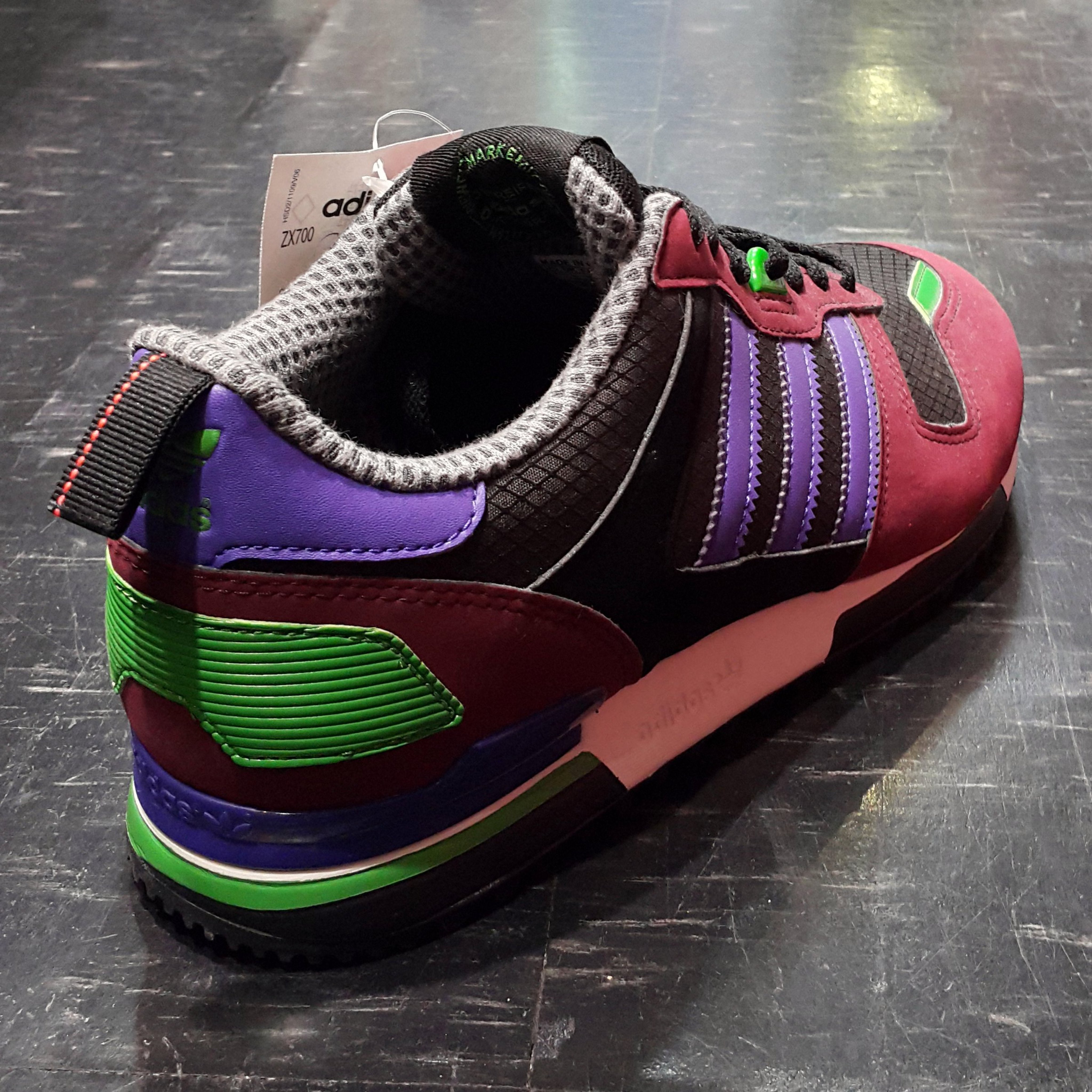 ADIDAS ZX700 G96519 慢跑鞋復古酒紅黑色紫綠白【THE ONE SHOP】西門 