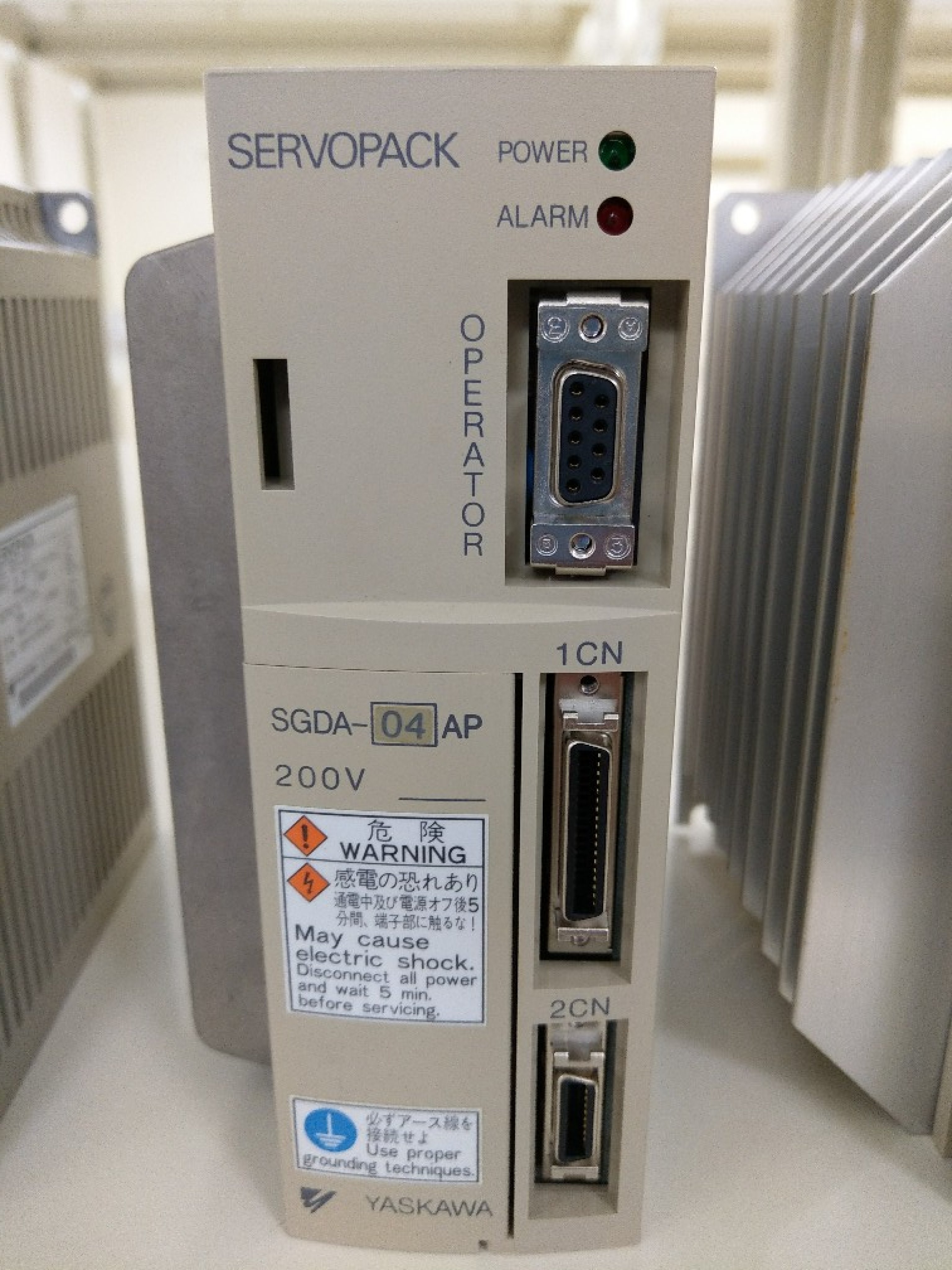 YASKAWA SGDA-04AP SERVOPACK 400W AC SERVO Driver | Yahoo奇摩拍賣