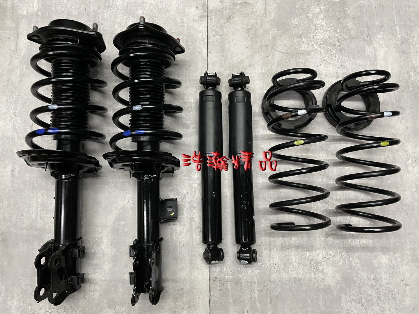 浩瀚精品 現代 HYUNDAI 11~17 ELANTRA 專用 原廠避震器總成件 跑1萬左右 極新品 保固1個月