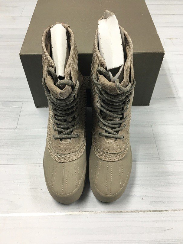 HOMIEZ】Adidas AQ4836 YEEZY 950 W 灰高筒| Yahoo奇摩拍賣