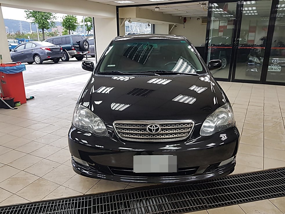 STANDOX 施得樂VOC頂級金油 全車烤漆 TOYOTA ALTIS 顏色：檀木黑(209)