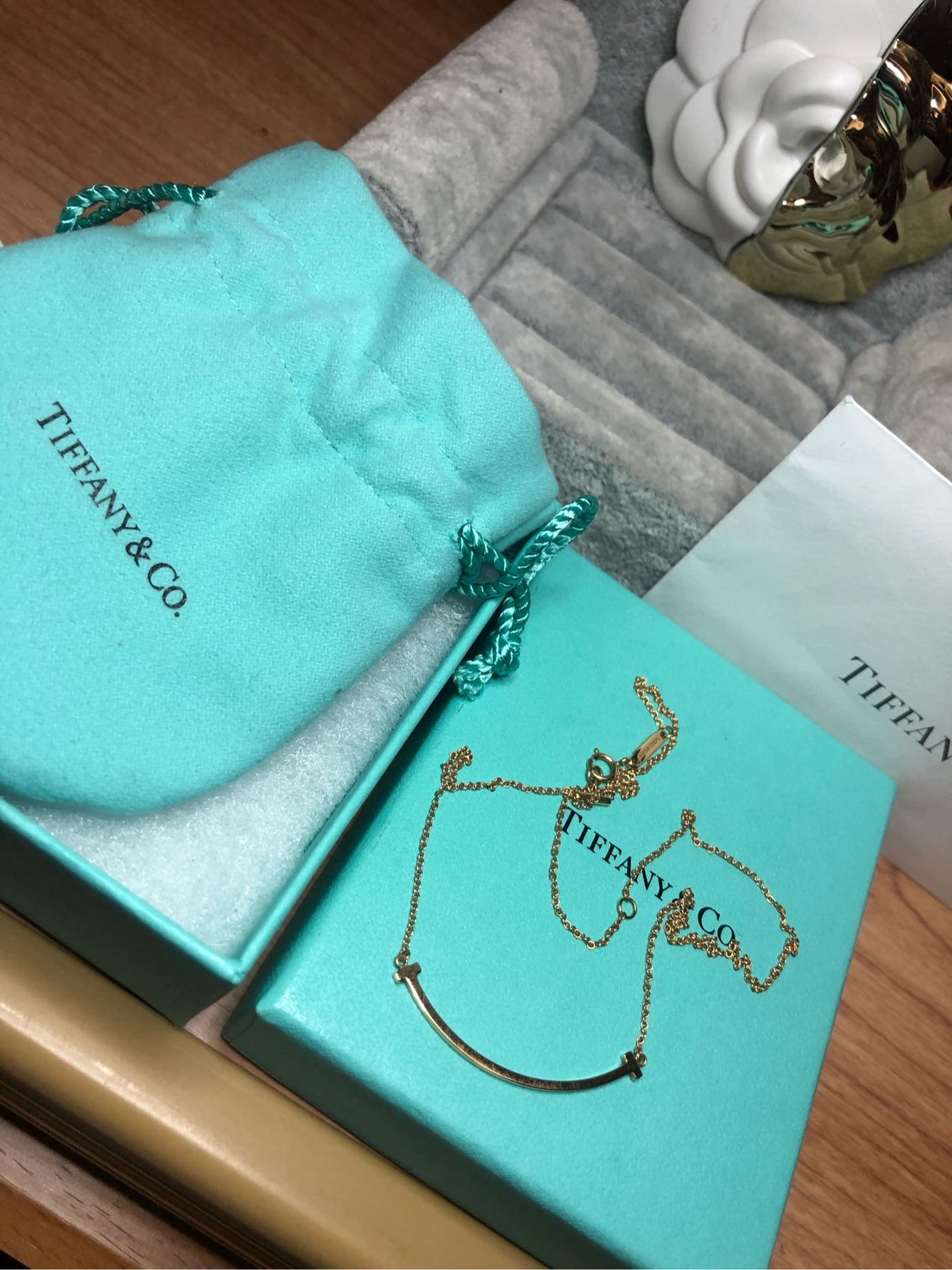 Tiffany&amp;Co 18黃k金 小微笑 二手 鎖骨 項鍊