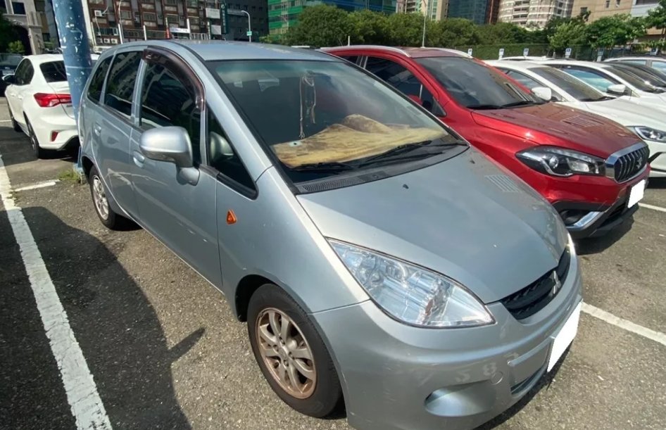 2010 Mitsubishi 三菱 Colt plus