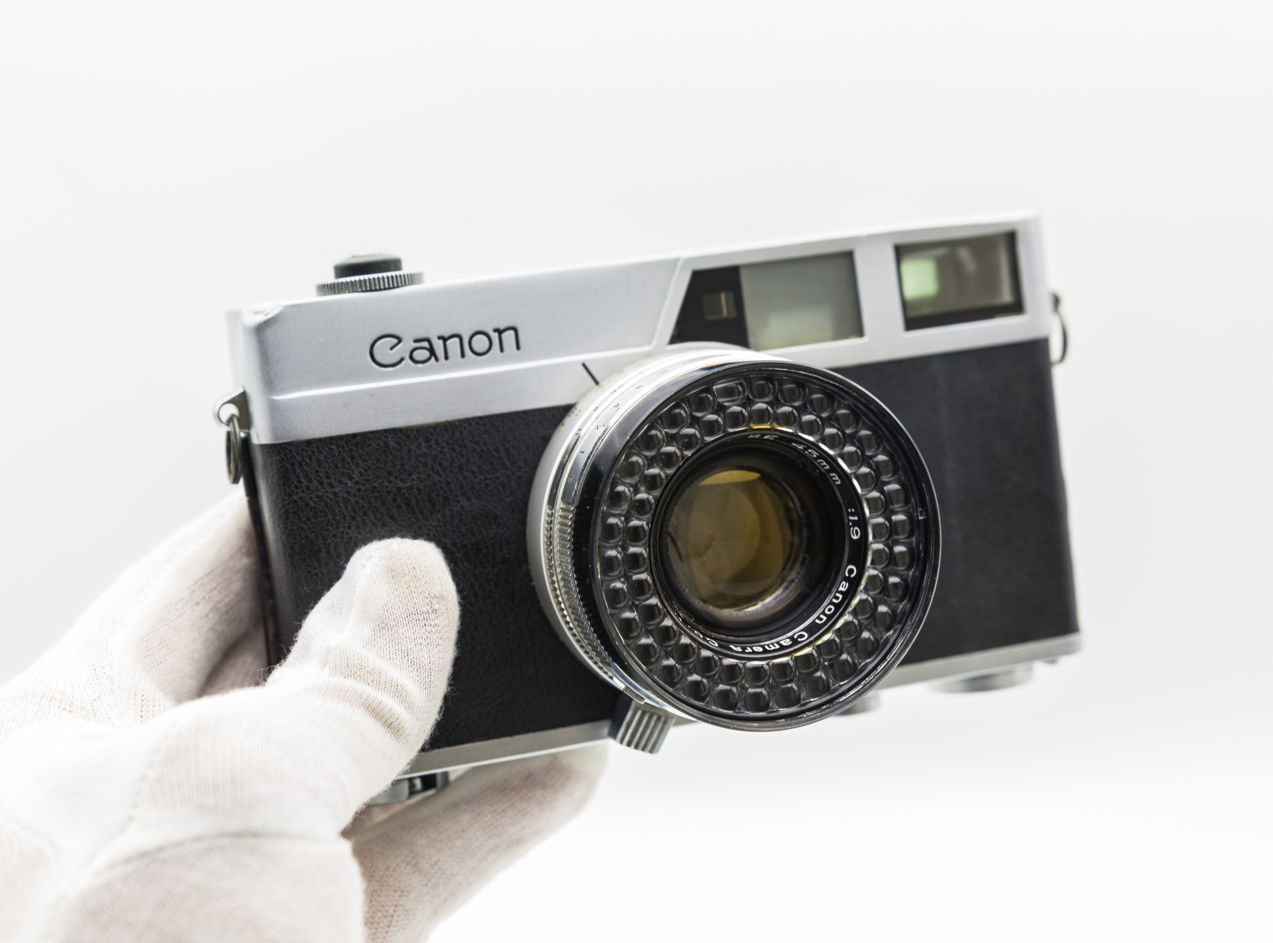 二手新中古:經典收藏CANON canonet 45mm F1.9 大光圈RF旁軸文青相機135