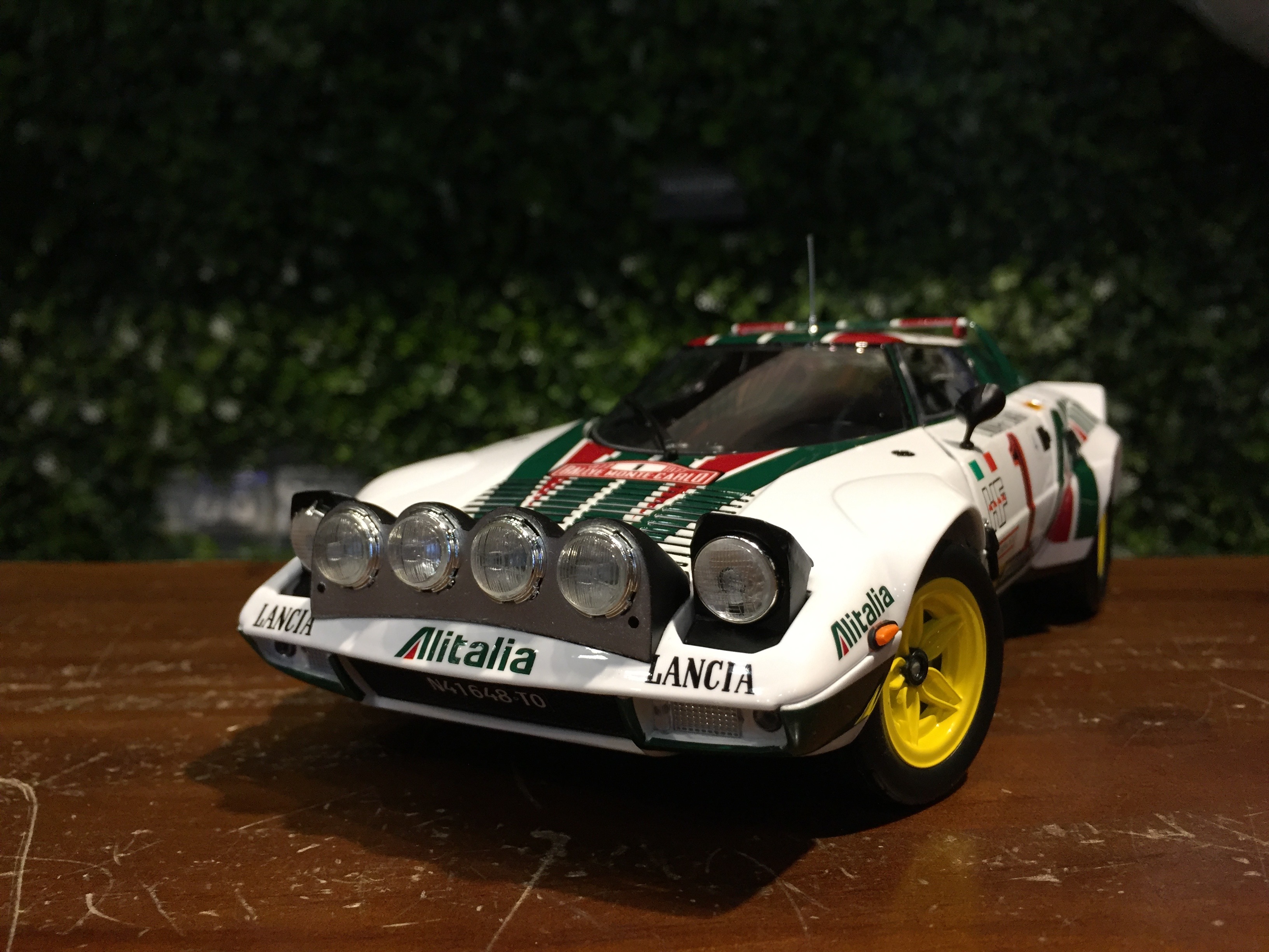 KYOSHO 1/18 LANCIA STRATOS HF RALLY 1977 MONTE CARLO No.1 Lighting