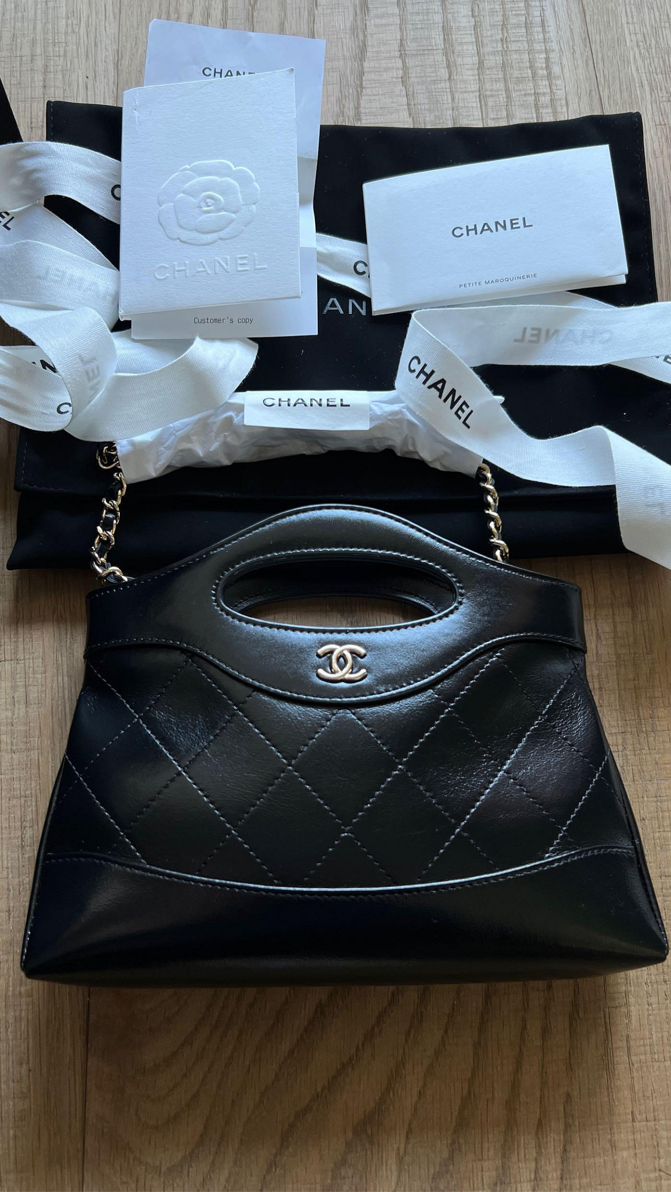 已售❤️全新全配CHANEL 31 bag nano 橫版 黑金