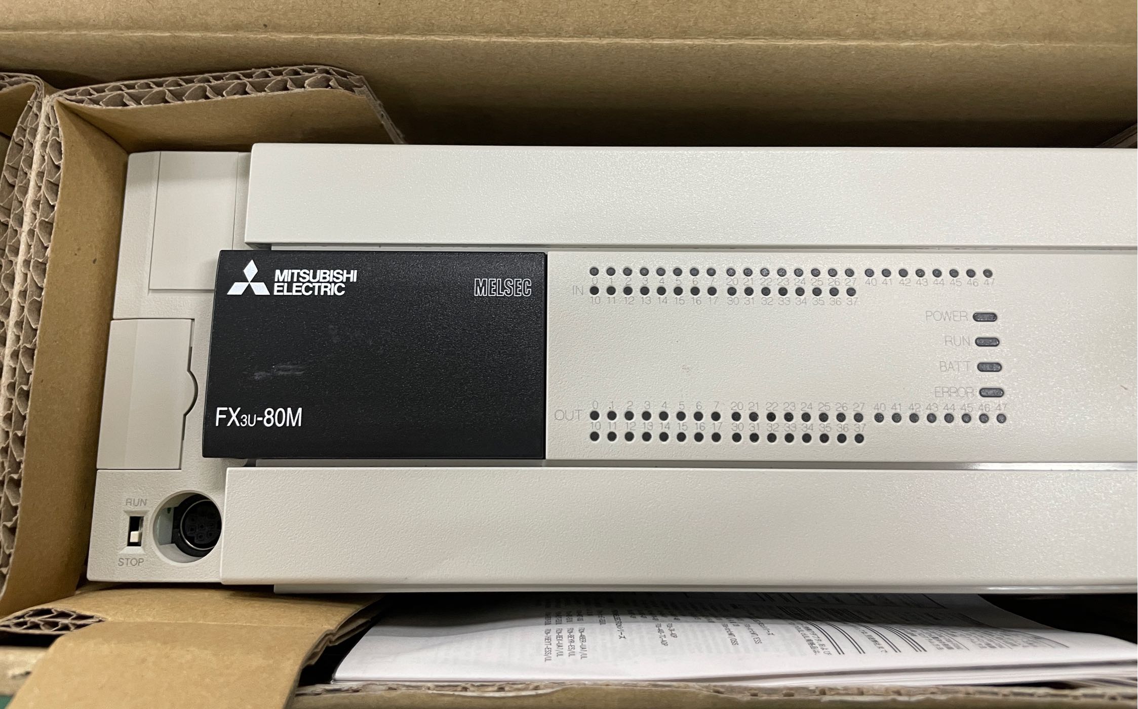 から厳選した 新品 MITSUBISHI 三菱電機 PLC FX3U-32MT-ES A